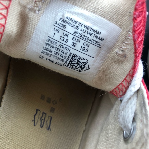 Red Converse - Picture 8 of 8